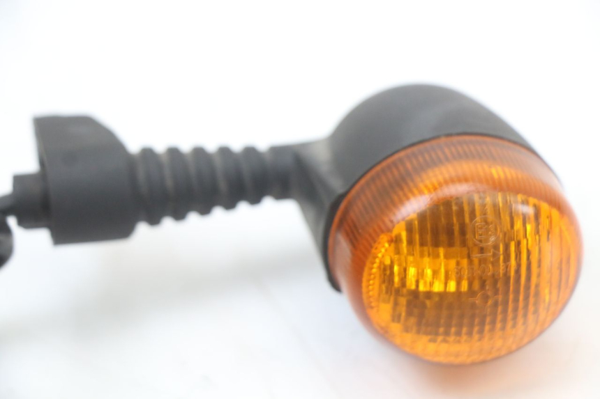 photo de CLIGNOTANT AVANT DROIT DAELIM A-FOUR 2T 50 (2005 - 2012) - Détail de la pièce