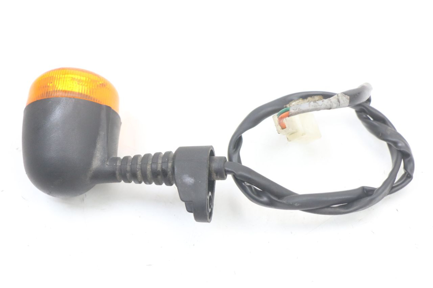 photo de CLIGNOTANT AVANT DROIT DAELIM A-FOUR 2T 50 (2005 - 2012) - Autre angle de vue