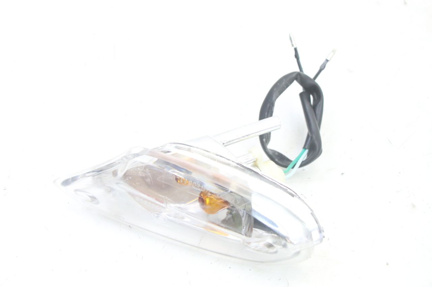 photo de CLIGNOTANT AVANT DROIT KYMCO AGILITY 4T 50 (2005 - 2018) - Zoom état d’usage