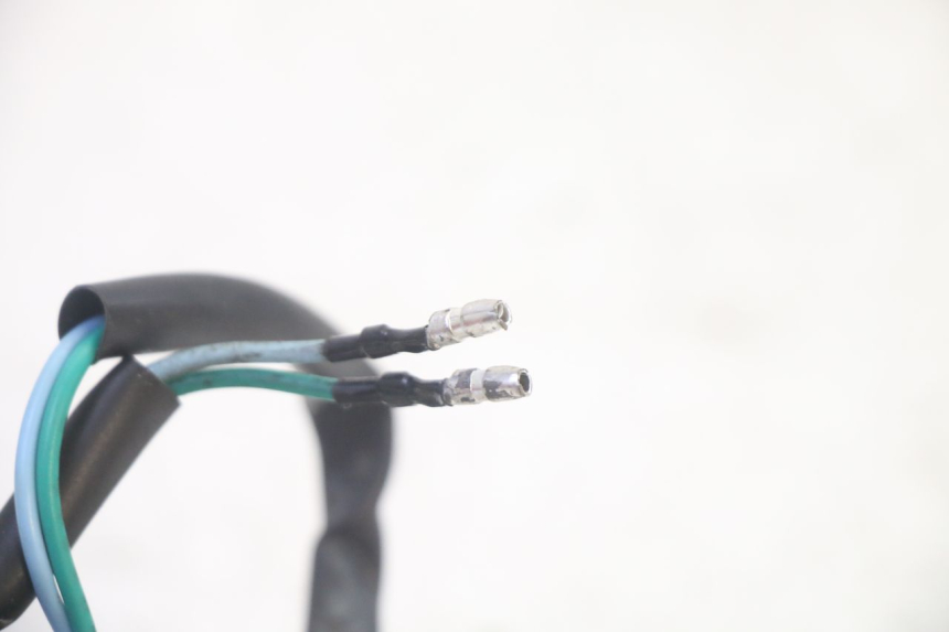 photo de CLIGNOTANT AVANT DROIT KYMCO AGILITY 4T 50 (2018 - 2022) - État de surface