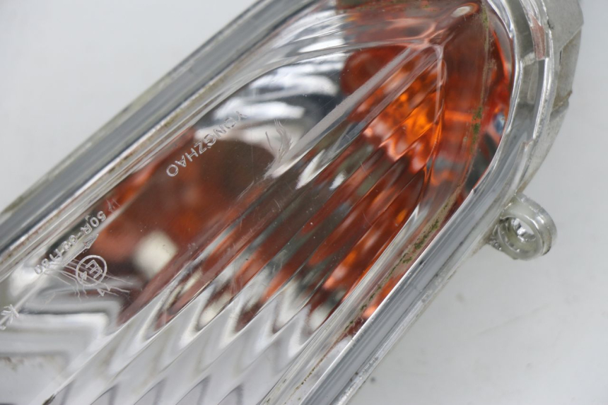 photo de CLIGNOTANT AVANT DROIT KYMCO AGILITY CITY 50 (2008 - 2016) - Zoom état d’usage