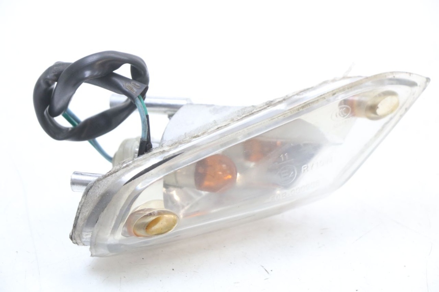 photo de CLIGNOTANT AVANT DROIT KYMCO AGILITY FR 2T 50 (2012 - 2017) - Zoom état d’usage