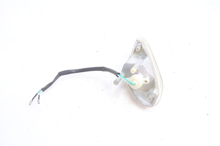 photo de CLIGNOTANT AVANT DROIT KYMCO AGILITY FR 2T 50 (2012 - 2017) - Autre angle de vue