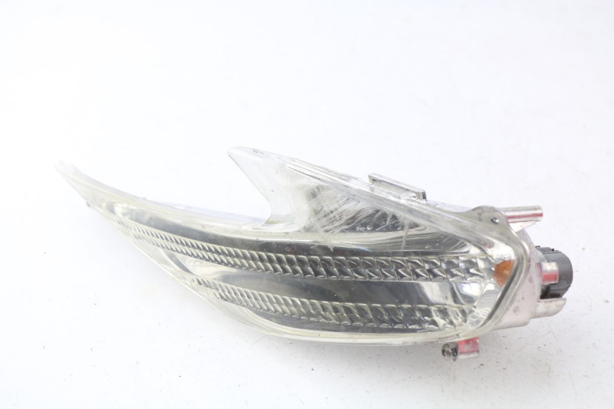 photo de CLIGNOTANT AVANT DROIT APRILIA ATLANTIC 125 (2003 - 2009) - Gros plan technique