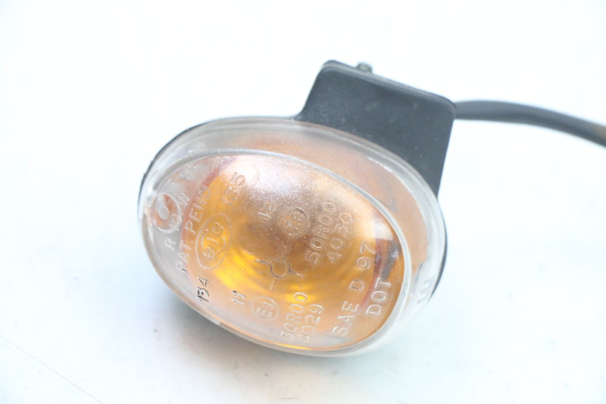 photo de CLIGNOTANT AVANT DROIT MBK BOOSTER SPIRIT NAKED 50 (2004 - 2017) - Détail de la pièce