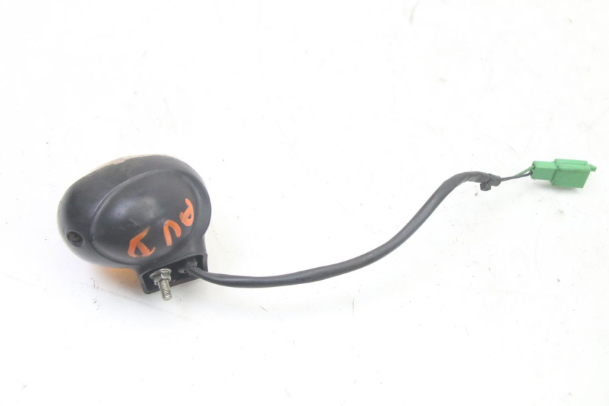 photo de CLIGNOTANT AVANT DROIT MBK BOOSTER SPIRIT NAKED 50 (2004 - 2017) - Gros plan technique