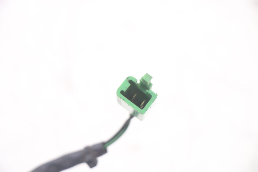 photo de CLIGNOTANT AVANT DROIT MBK BOOSTER SPIRIT NAKED 50 (2004 - 2017) - Points de fixation