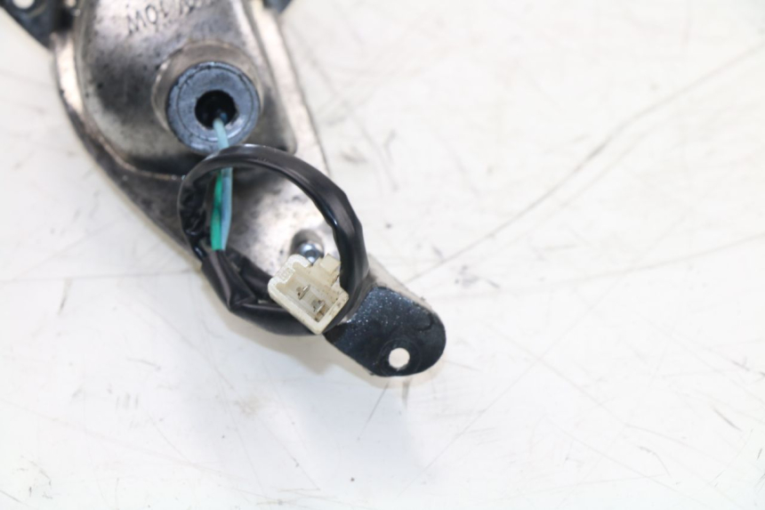 photo de CLIGNOTANT AVANT DROIT BAOTIAN BT 49 QT-9 50 (2006 - 2010) - Détail de la pièce