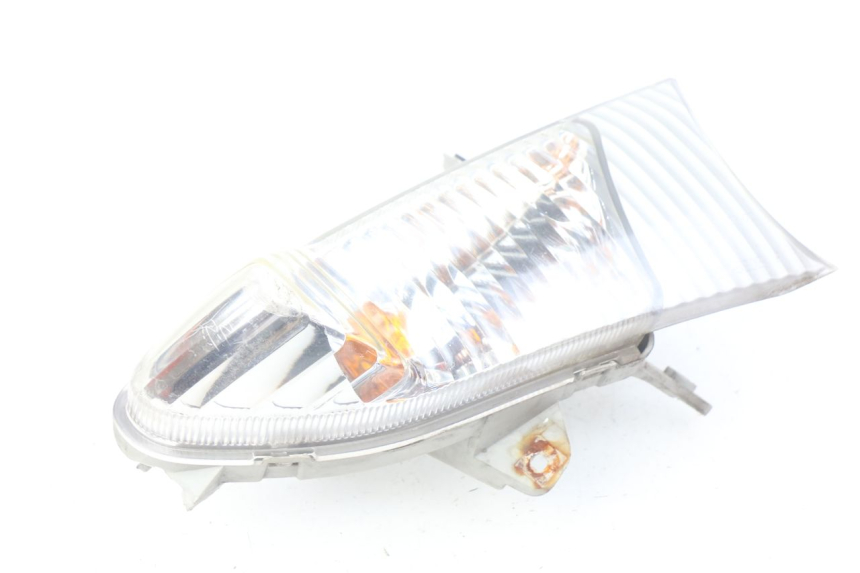 photo de CLIGNOTANT AVANT DROIT SUZUKI BURGMAN 125 (2007 - 2014) - Vue principale