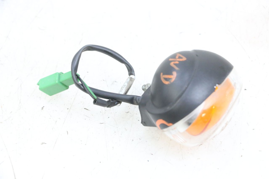 photo de CLIGNOTANT AVANT DROIT YAMAHA BW'S EASY 50 (2013 - 2016) - Zoom état d’usage