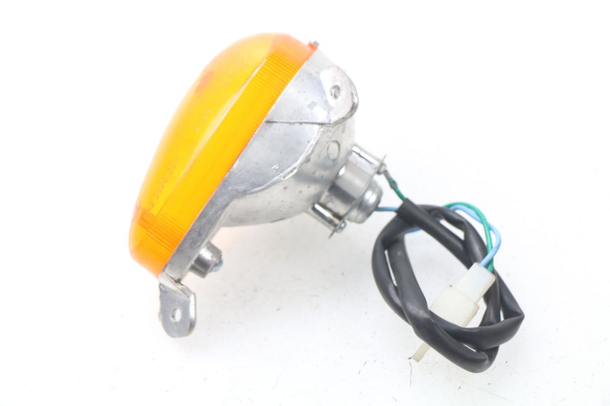 photo de CLIGNOTANT AVANT DROIT ERIDER CARGO 1 (2009 - 2018) - Vue d’ensemble