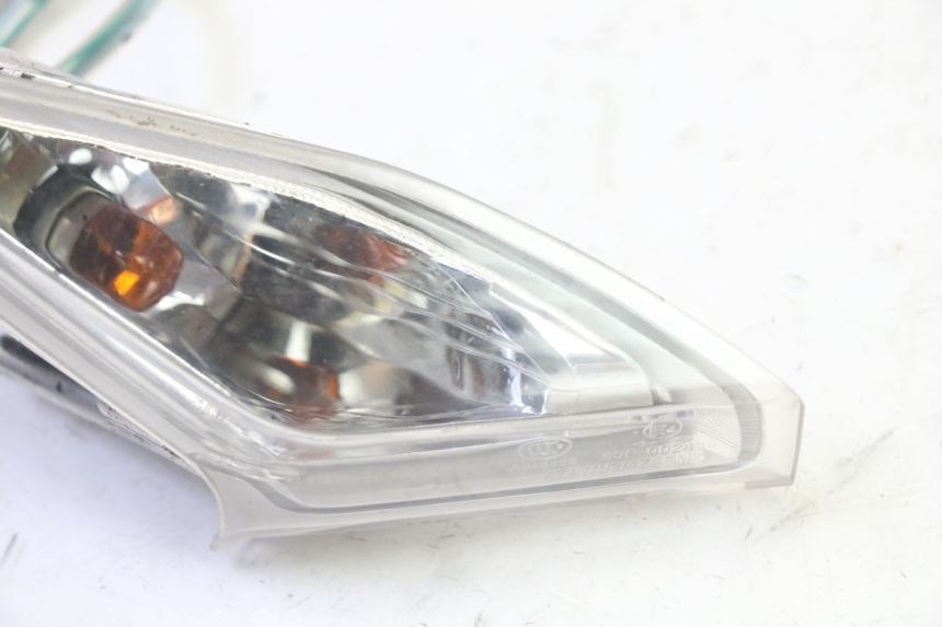 photo de CLIGNOTANT AVANT DROIT SYM CROX 4T 50 (2016 - 2023) - Zoom état d’usage