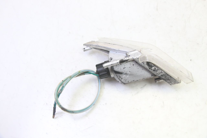 photo de CLIGNOTANT AVANT DROIT SYM CROX 4T 50 (2016 - 2023) - Gros plan technique