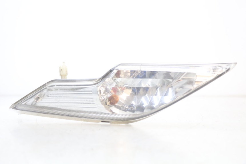 photo de CLIGNOTANT AVANT DROIT KYMCO DINK 4T 50 (2007 - 2018) - Vue principale