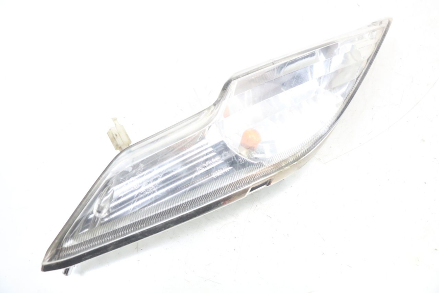 photo de CLIGNOTANT AVANT DROIT KYMCO DINK 4T 50 (2007 - 2018) - Autre angle de vue