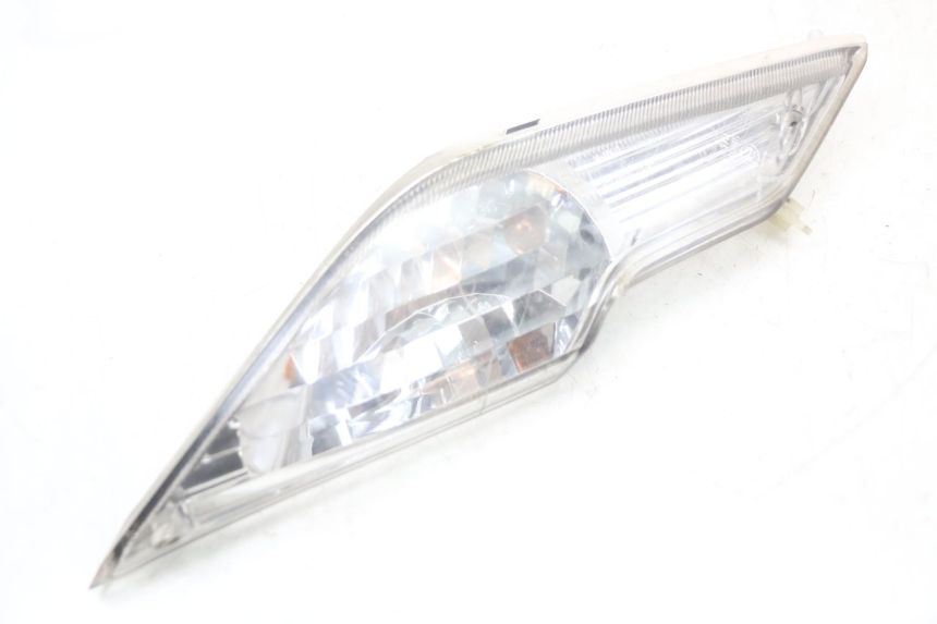 photo de CLIGNOTANT AVANT DROIT KYMCO DINK 4T 50 (2007 - 2018) - Points de fixation