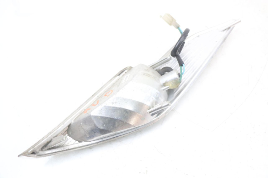 photo de CLIGNOTANT AVANT DROIT KYMCO DINK 4T 50 (2007 - 2018) - État de surface