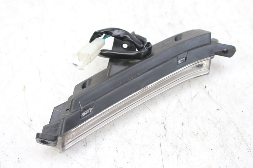 photo de CLIGNOTANT AVANT DROIT WAYSCRAL E-SPEED 1 (2022 - 2024) - Détail de la pièce