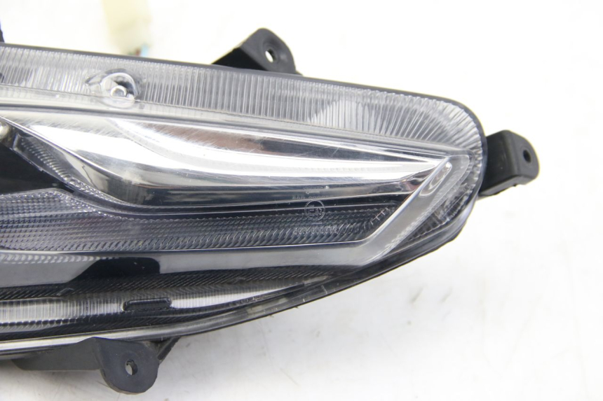 photo de CLIGNOTANT AVANT DROIT JM MOTORS EVOLIS 4T 50 (2018 - 2022) - Zoom état d’usage