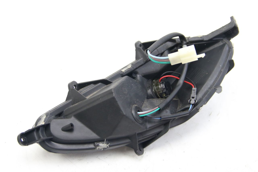 photo de CLIGNOTANT AVANT DROIT JM MOTORS EVOLIS 4T 50 (2018 - 2022) - Gros plan technique