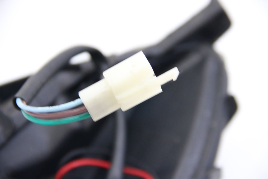 photo de CLIGNOTANT AVANT DROIT JM MOTORS EVOLIS 4T 50 (2018 - 2022) - Vue d’ensemble