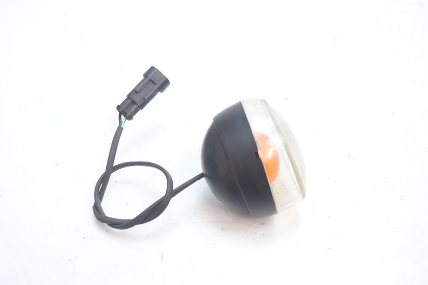 photo de CLIGNOTANT AVANT DROIT KEEWAY F-ACT NAKED 50 (2009 - 2014) - Autre angle de vue
