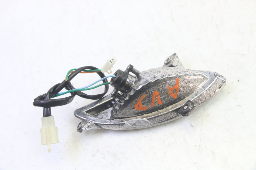 photo de CLIGNOTANT AVANT DROIT BTC FELICE SPORT 50 - Autre angle de vue