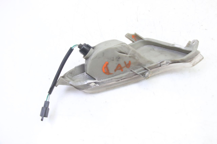 photo de CLIGNOTANT AVANT DROIT SYM FIDDLE 2 S 125 (2012 - 2014) - Gros plan technique