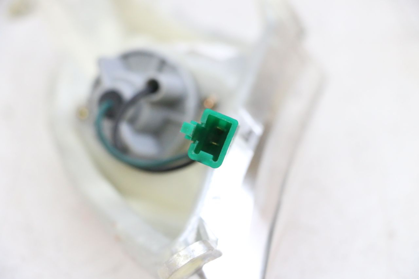 photo de CLIGNOTANT AVANT DROIT MBK FLAME X 125 (2007 - 2016) - Détail de la pièce