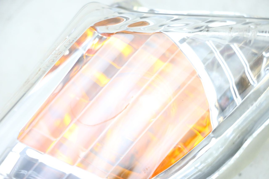 photo de CLIGNOTANT AVANT DROIT MBK FLAME X 125 (2007 - 2016) - Vue d’ensemble