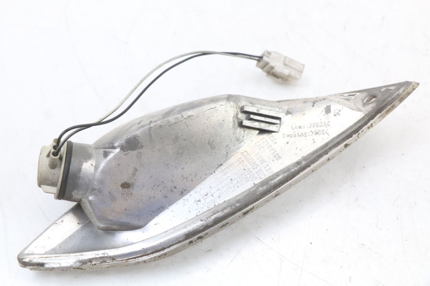 photo de CLIGNOTANT AVANT DROIT PIAGGIO FLY 4T 50 (2004 - 2010) - Autre angle de vue