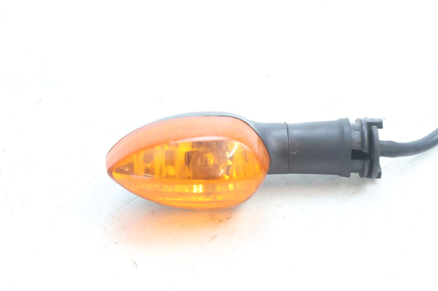 photo de CLIGNOTANT AVANT DROIT YAMAHA FZ8 800 (2010 - 2016) - Zoom état d’usage