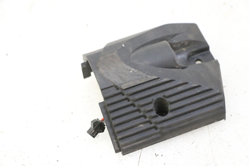 photo de CLIGNOTANT AVANT DROIT KUKIRIN G2 MASTER 1 - Vue d’ensemble