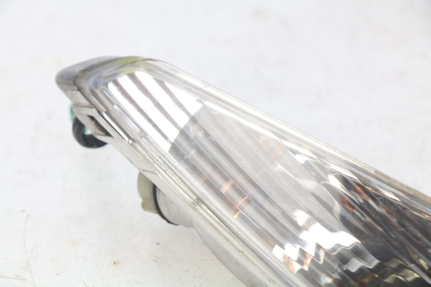 photo de CLIGNOTANT AVANT DROIT PEUGEOT GEOPOLIS 400 (2007 - 2013) - Vue d’ensemble