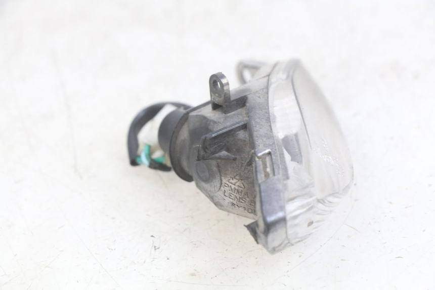 photo de CLIGNOTANT AVANT DROIT SYM JET SPORT XR 50 (2006 - 2015) - Autre angle de vue