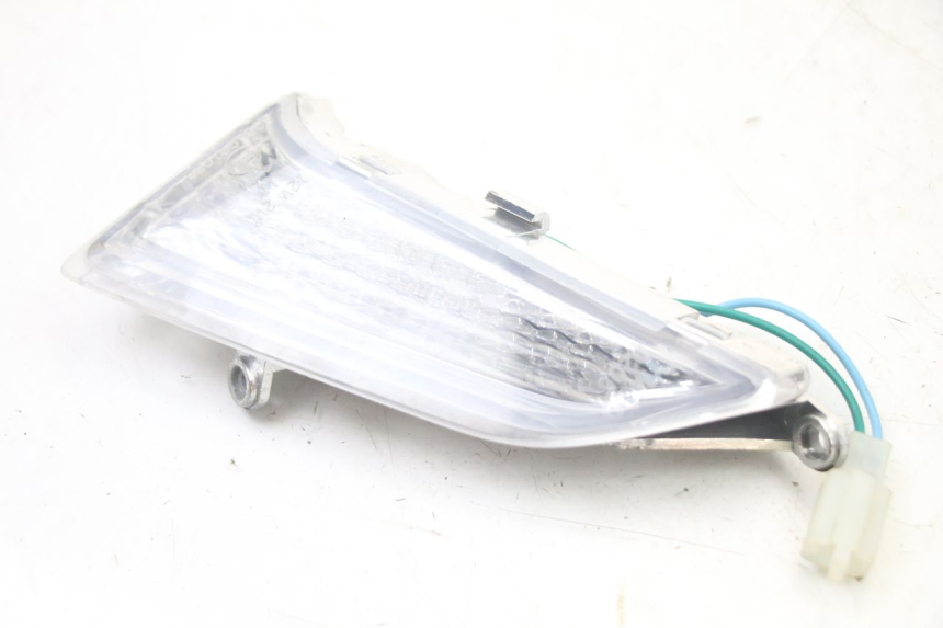 photo de CLIGNOTANT AVANT DROIT KYMCO PEOPLE S 125 (2000 - 2008) - Détail de la pièce