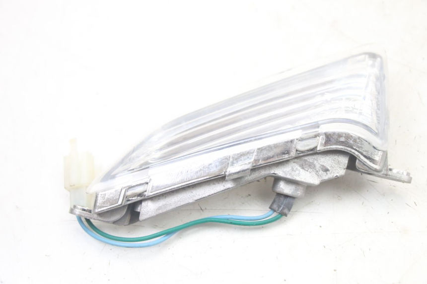 photo de CLIGNOTANT AVANT DROIT KYMCO PEOPLE S 125 (2000 - 2008) - Zoom état d’usage