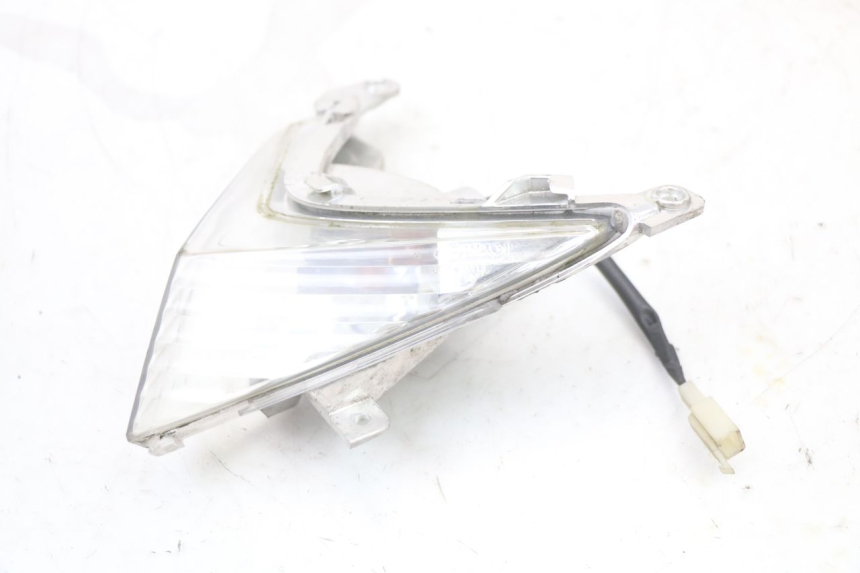 photo de CLIGNOTANT AVANT DROIT KYMCO X-TOWN XTOWN 125 (2016 - 2021) - Autre angle de vue