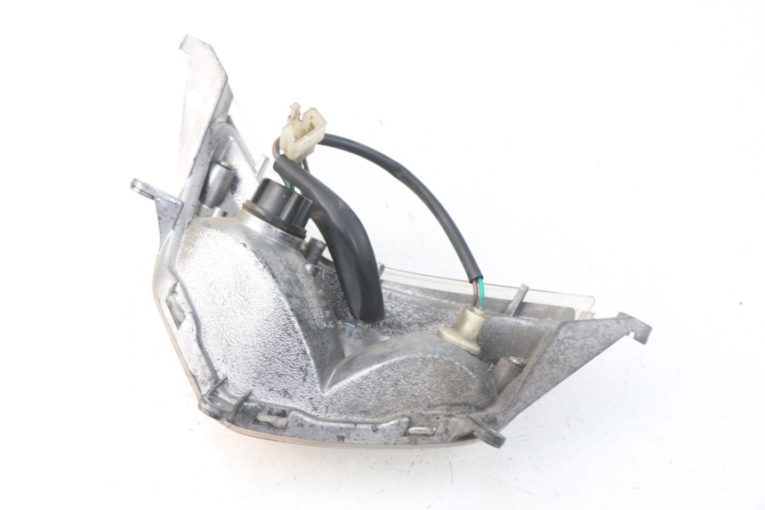 photo de CLIGNOTANT AVANT DROIT KYMCO LIKE 4T 50 (2009 - 2018) - Zoom état d’usage