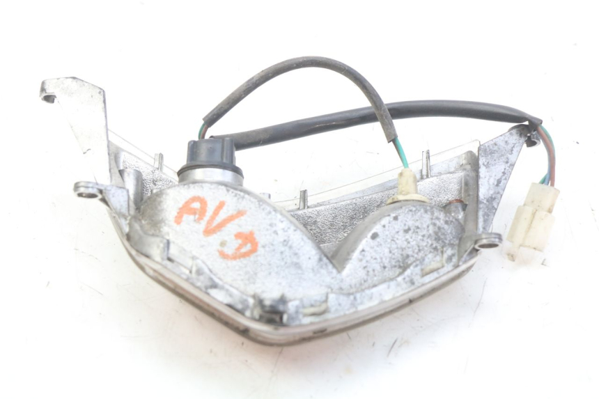 photo de CLIGNOTANT AVANT DROIT KYMCO LIKE 4T 50 (2009 - 2018) - Zoom état d’usage