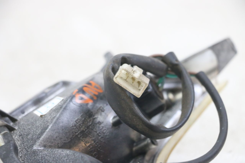 photo de CLIGNOTANT AVANT DROIT KYMCO LIKE 125 (2009 - 2016) - Zoom état d’usage