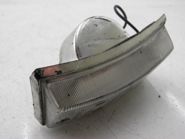 photo de CLIGNOTANT AVANT DROIT LML DLX 2T 125 (2008) - Autre angle de vue