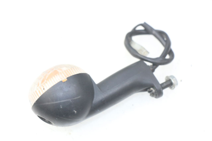 photo de CLIGNOTANT AVANT DROIT PEUGEOT LUDIX 50 (2008 - 2017) - Autre angle de vue