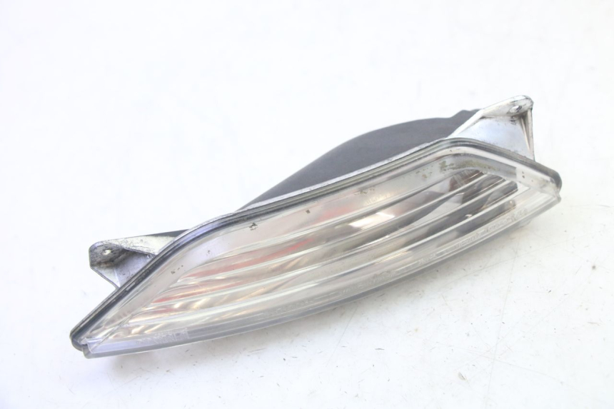 photo de CLIGNOTANT AVANT DROIT PIAGGIO MP3 125 (2006 - 2014) - Détail de la pièce
