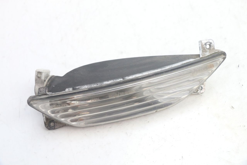 photo de CLIGNOTANT AVANT DROIT PIAGGIO MP3 125 (2006 - 2014) - Détail de la pièce