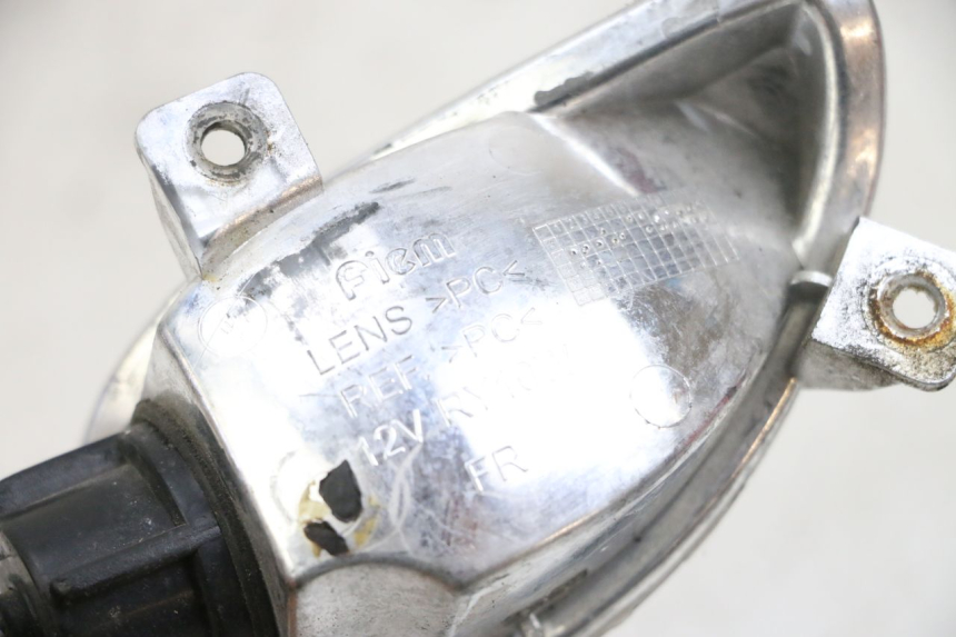 photo de CLIGNOTANT AVANT DROIT PIAGGIO NEW TYPHOON 50 (2018 - 2021) - Détail de la pièce