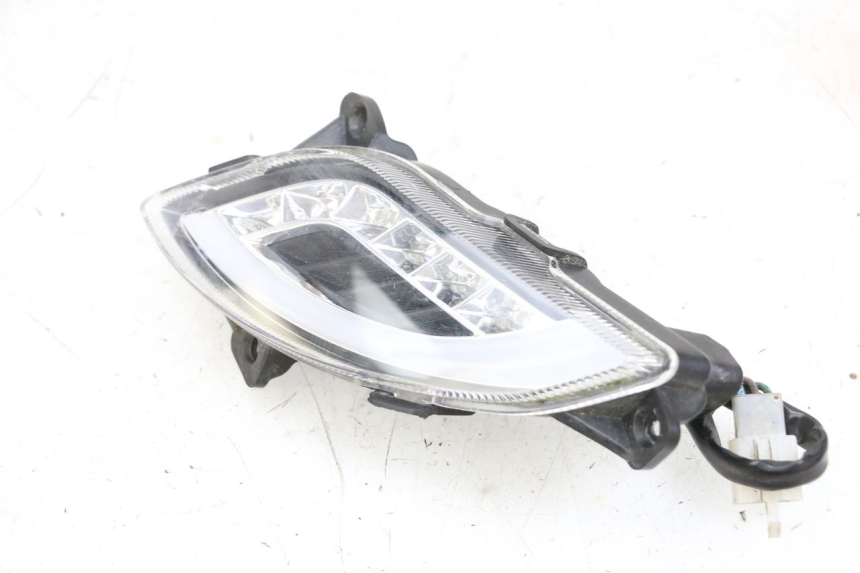 photo de CLIGNOTANT AVANT DROIT JM MOTORS OLDIES GT 4T 50 (2018 - 2025) - Points de fixation