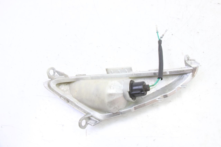 photo de CLIGNOTANT AVANT DROIT SYM ORBIT 2 4T 50 (2008 - 2017) - Gros plan technique