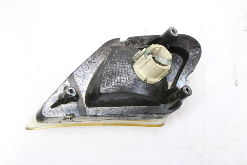 photo de CLIGNOTANT AVANT DROIT KEEWAY OUTLOOK 125 (2007 - 2013) - Autre angle de vue