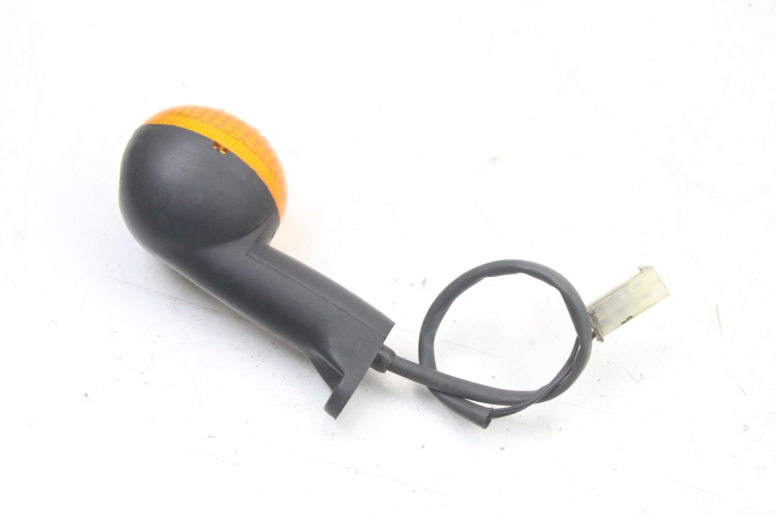 photo de CLIGNOTANT AVANT DROIT PEUGEOT LUDIX ONE 50 (2005 - 2008) - Autre angle de vue